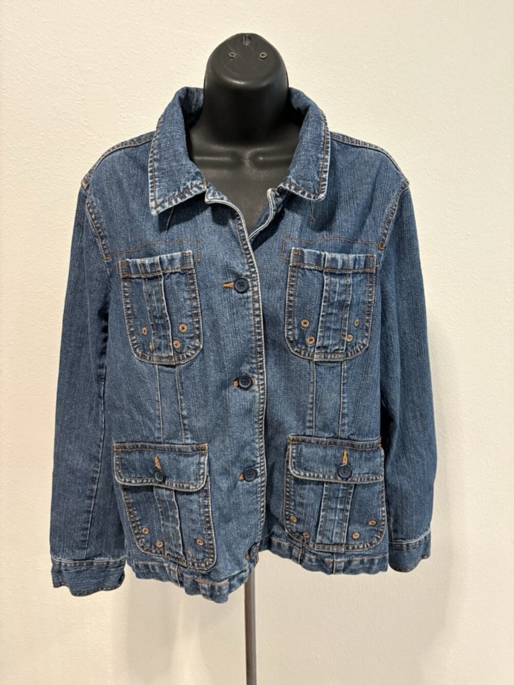 CJ Blue Womens Size XL Jean Jacket